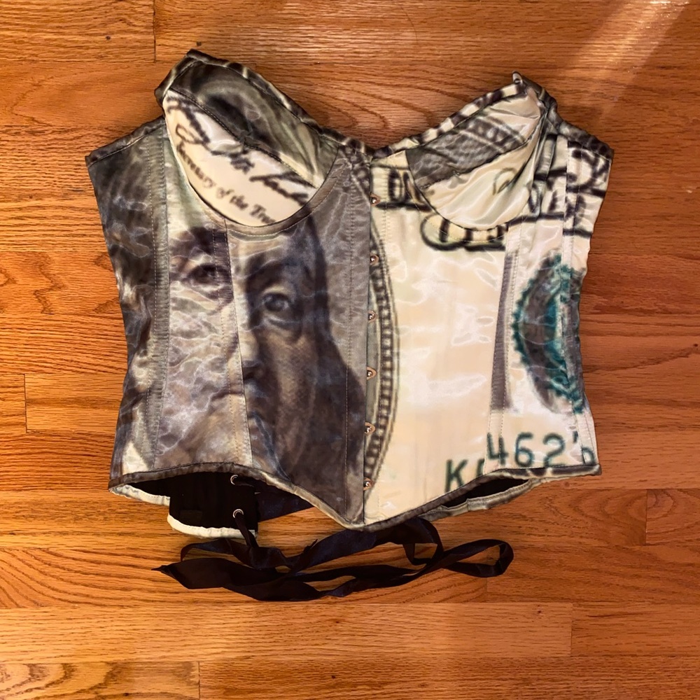 Money Corset 🤑🤑🤑🤑🤑🤑🤑
